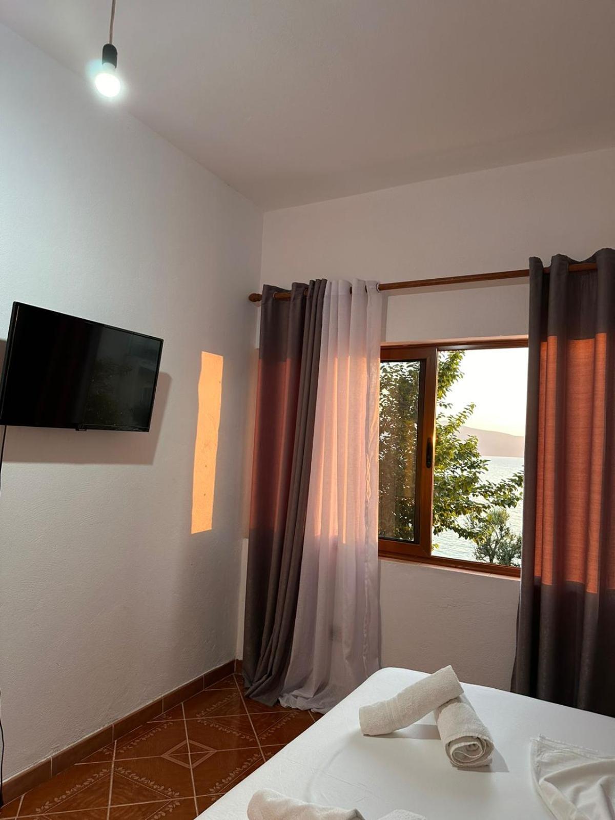Villa Gaudium Vlorë Exterior foto